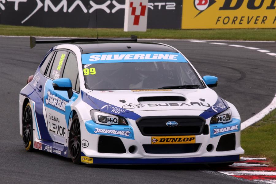  Adrian Flux Subaru Levorg GT BTCC 2016 года  (фото 11 из 32)